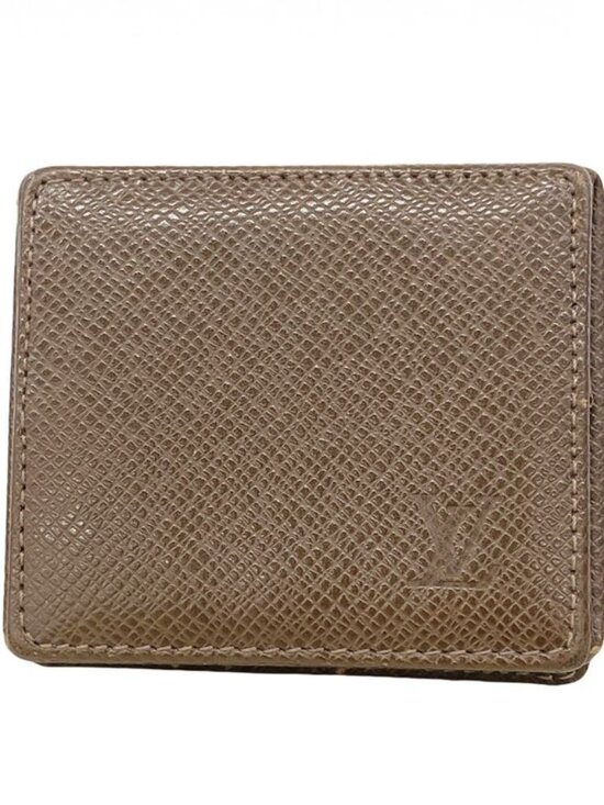 Louis Vuitton Handbags - Louis Vuitton Coin Case Taiga Portomonevo Watt Grizzly